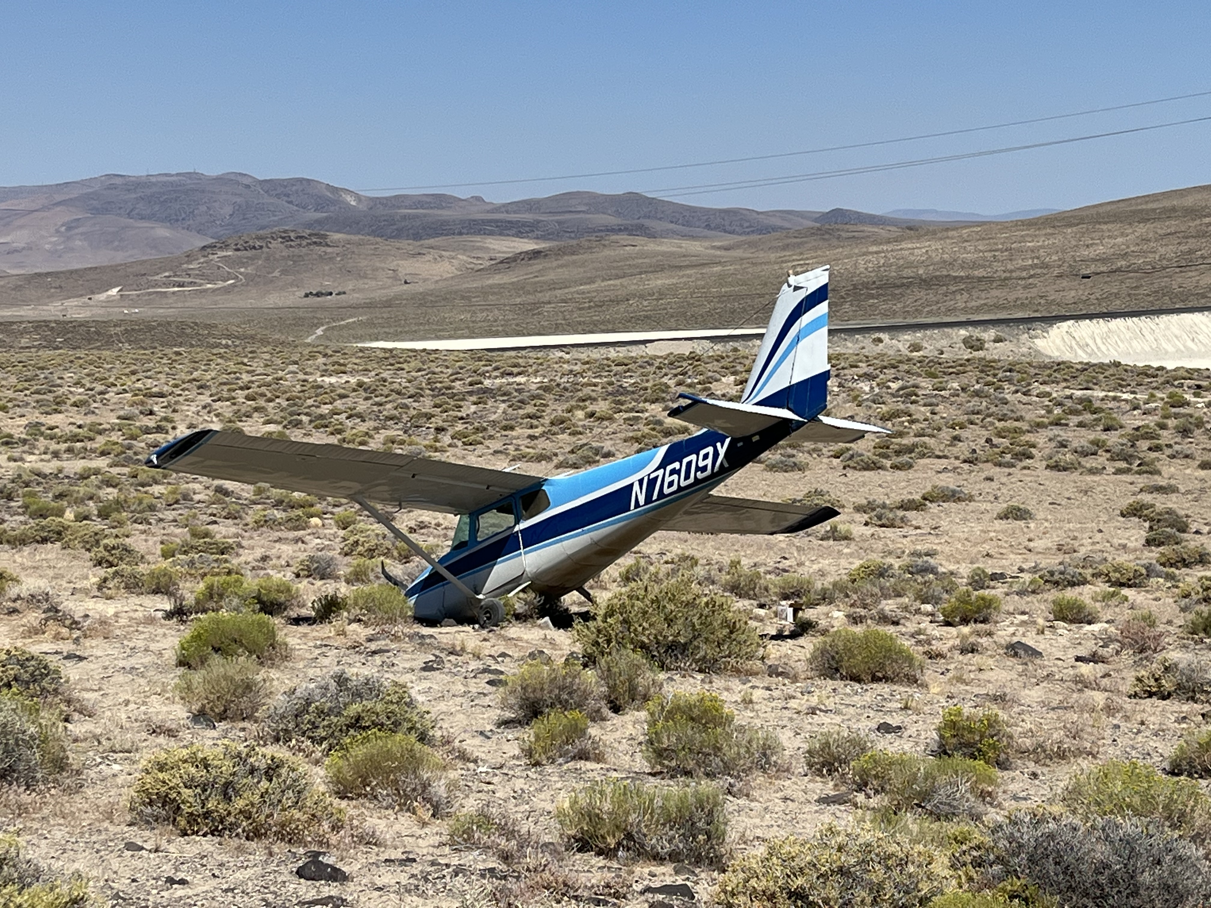 Minor injuries after plane crash lands near Highway 50 in Silver