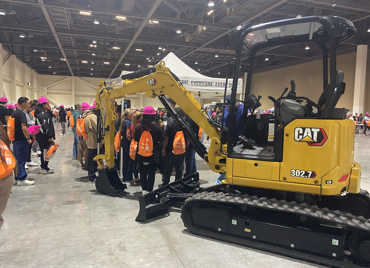 Local building industry hosts 1,600 students for Construction Career ...