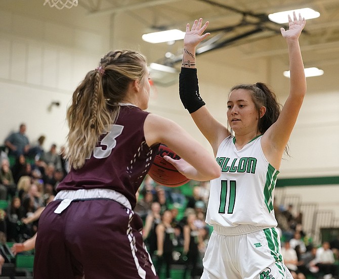 Fallon junior Zoey Jarrett is the team’s only returning starter, but the Lady Wave have begun the season with eight straight wins.