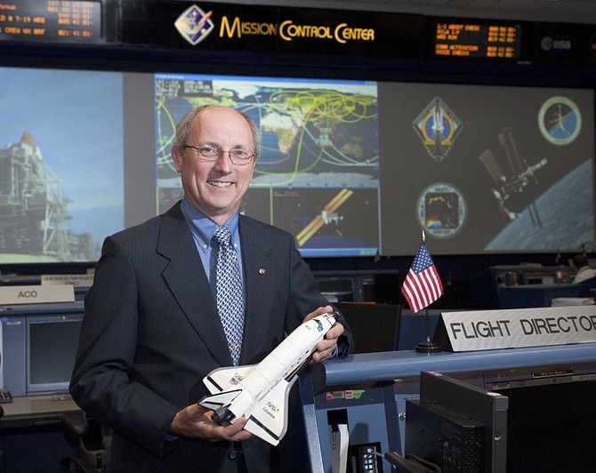 NASA Flight Director and author Paul Dye will speak at the Sport Aviation Foundation’s annual meeting 6-9 p.m. April 15.