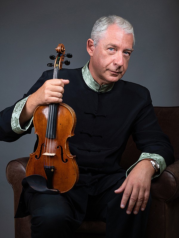 Ukranian violinist Alex Eisenberg.