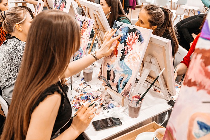 A group art class in Carson City.