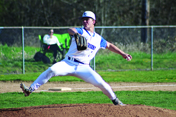 Eatonville's Payton Hanly delivers a pitch against the Lakes Lancers. Hanly, a Centralia Community College commit, blanked the Lancers through 5 innings recording nine strikeouts.