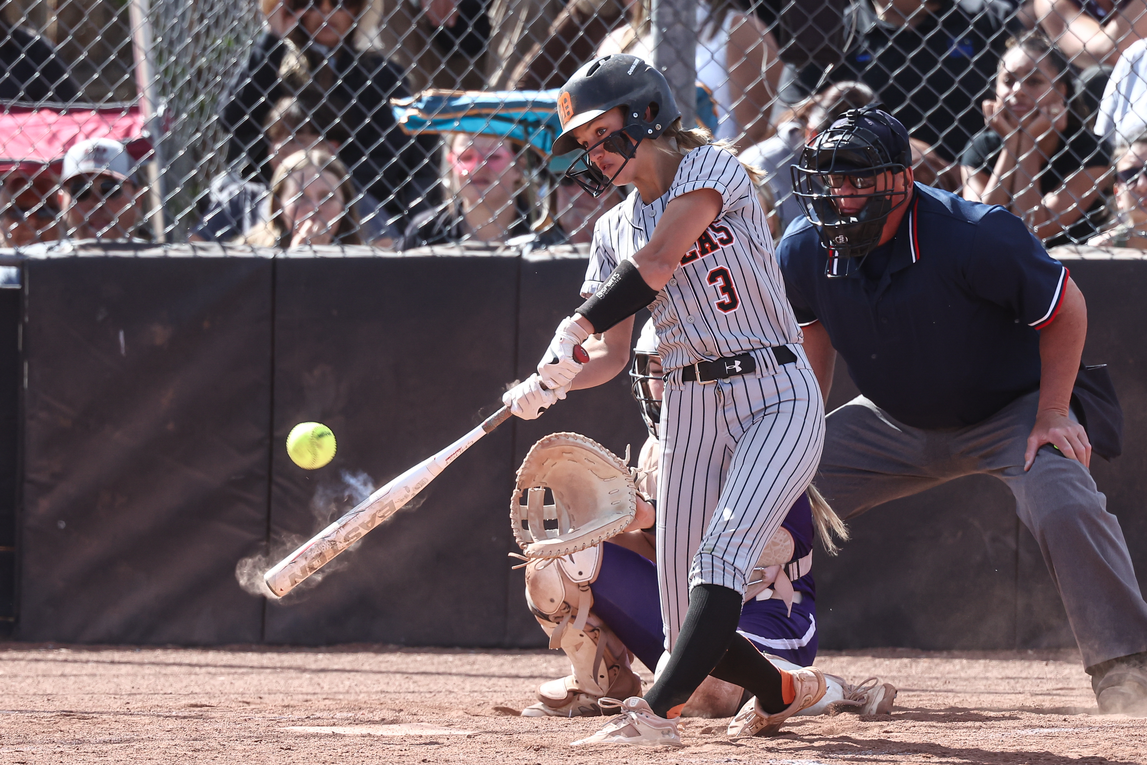 Tigers silence Cougars, secure 1-seed for regional tournament - Vimarsana News