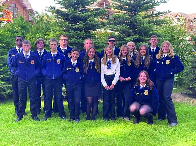 Oasis FFA attends Leadership Camp at Lake Tahoe. Back row, from left: Washington Scott, Joshua Gusewelle, John Schoenmeier, Ryder McNabb, Talon Johnson, Caidance McCart and Trevor Barrenchea. Front row, from left:  Dallin Sorensen, Owen Whitaker, Gabriel Houyoux, Laynee Diaz, Bailey Beebe, Reese Laca, Meirra Cavanaugh, Taylor Sowersby and Grace Laca.