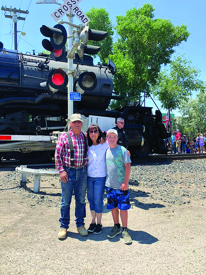 VIA GREAT BASIN SUN SOCIAL MEDIA
The Bengoa family poses in front of Big Boy.