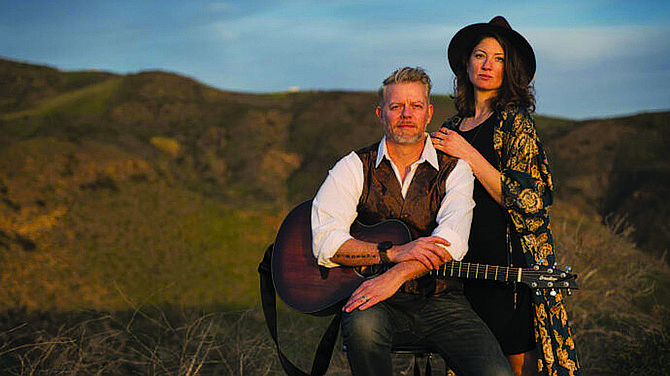 Husband and wife acoustic duo Steve and Raena appear Saturday at the Rafter 3C Arena.