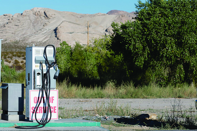 An out-of-service electric vehicle charging station in Goldfield on Sept. 16, 2024. (David Calvert/The Nevada Independent)