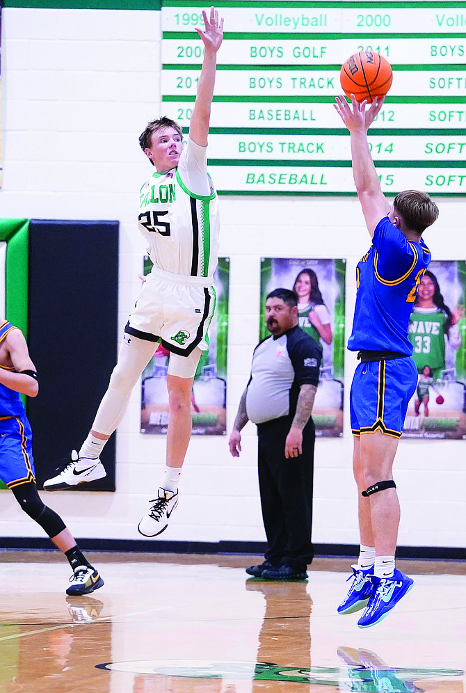 Jaden Jimenez hits the game-winning shot.