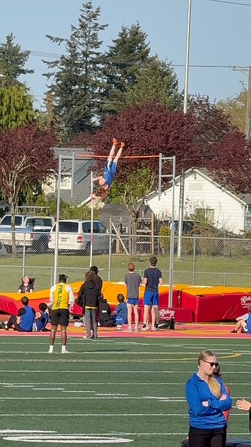 Eatonville’s Ethan Carter breaks his own school record with a vault of 15-feet 8-inches in the Cruisers league meet against Foss.