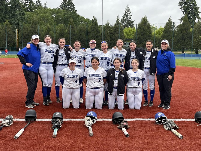 The Eatonville Lady Cruiser fastpitch team posed for a photo prior to their district playoff game against Orting.