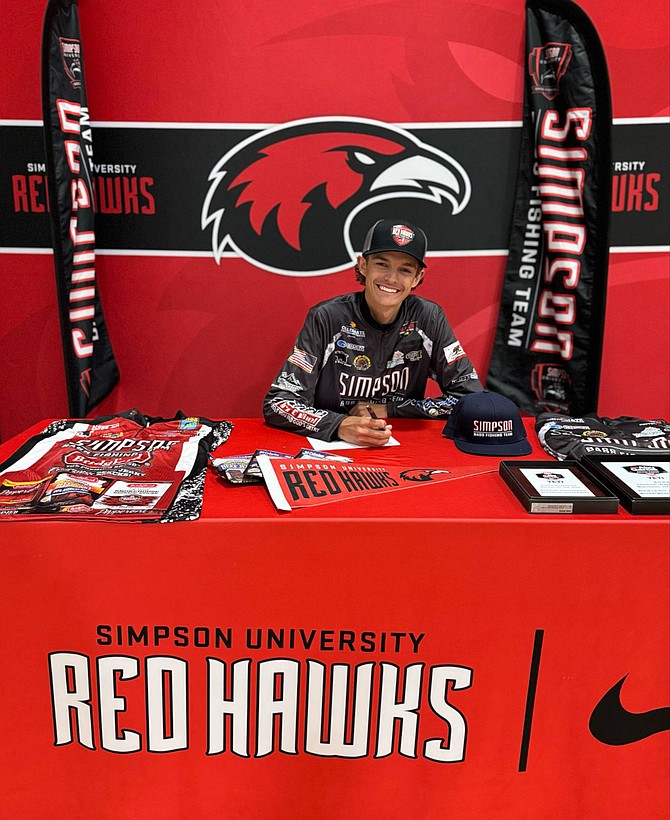 Eatonville High School’s Jaiden Sobczyk makes it official, signing his national letter of intent to fish collegiately for Simpson University. He’ll join the Red Hawks fishing team and continue his passion at the next level.