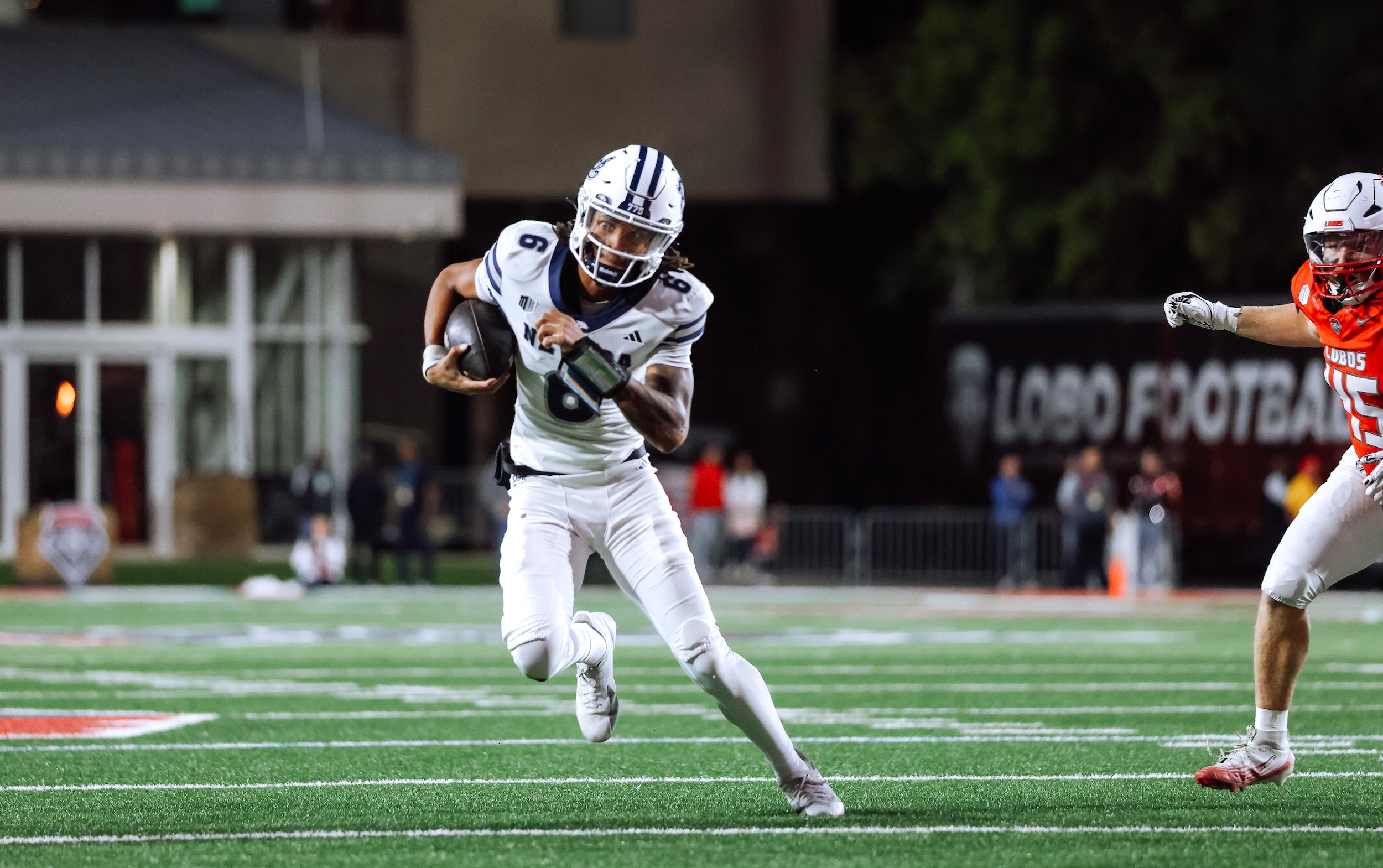 Santoro: With Jones at QB, a corner has been turned