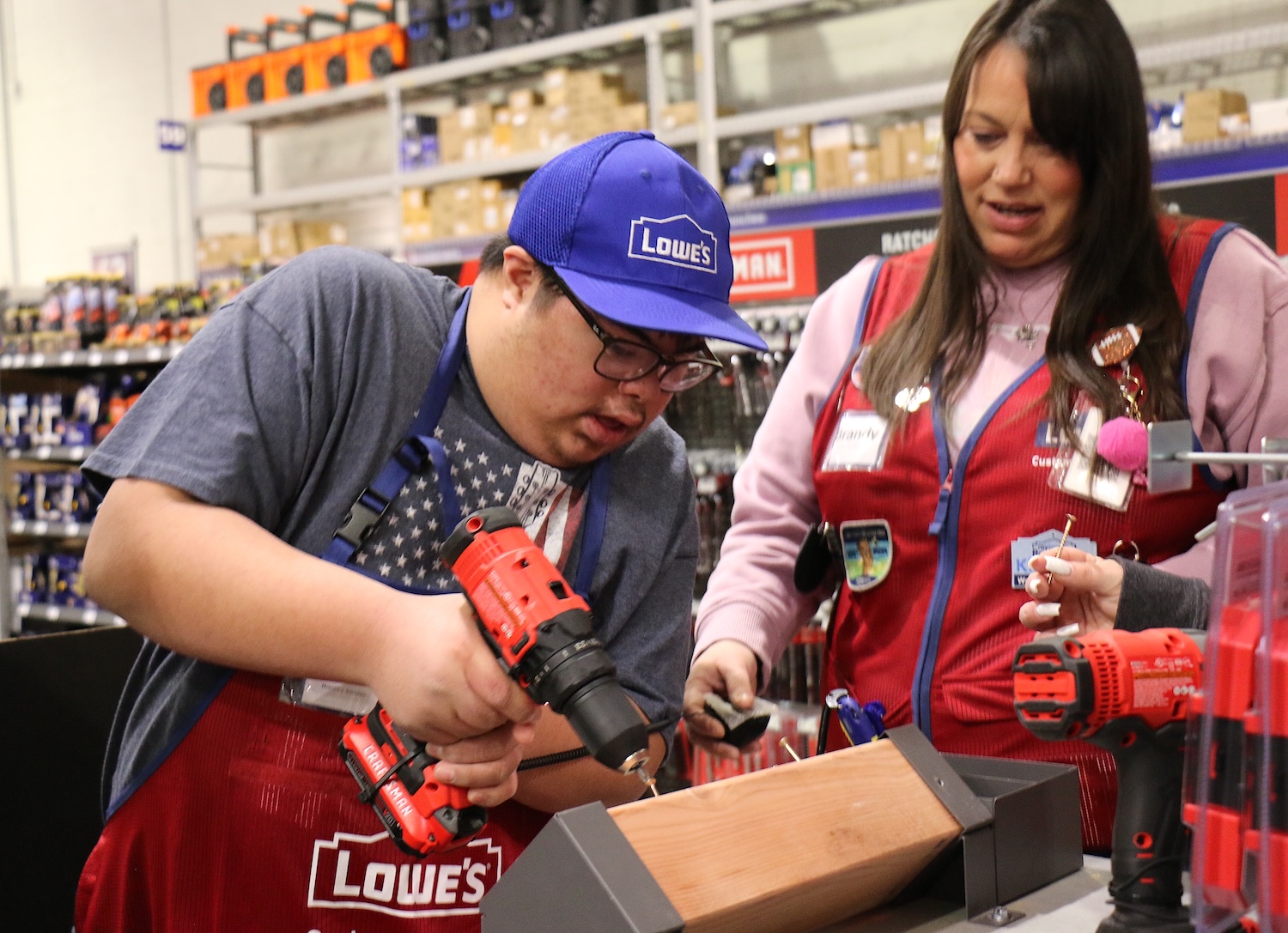 Lowe’s tour for Carson High student opens doors