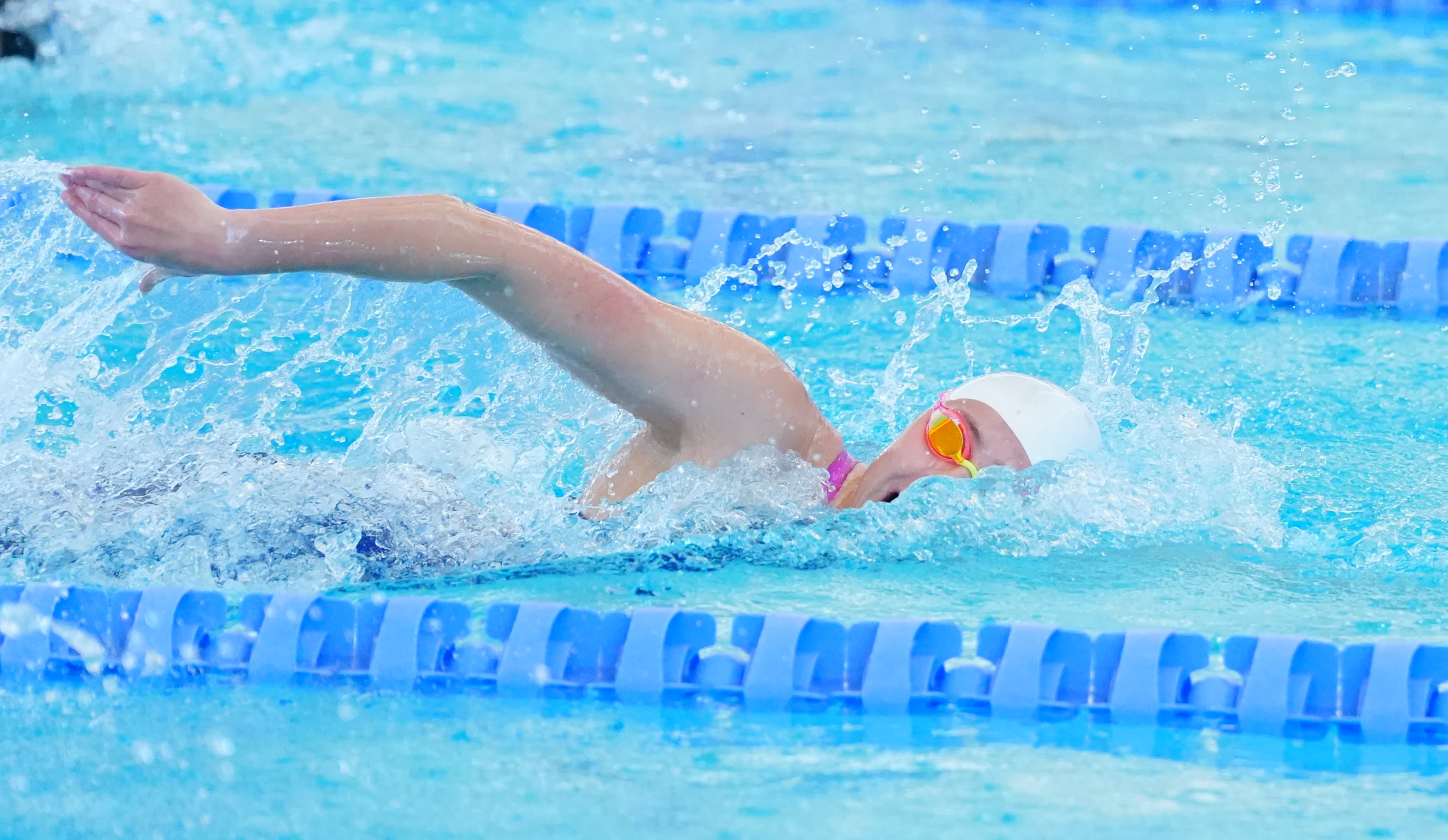 Carson swimming sending eight to state