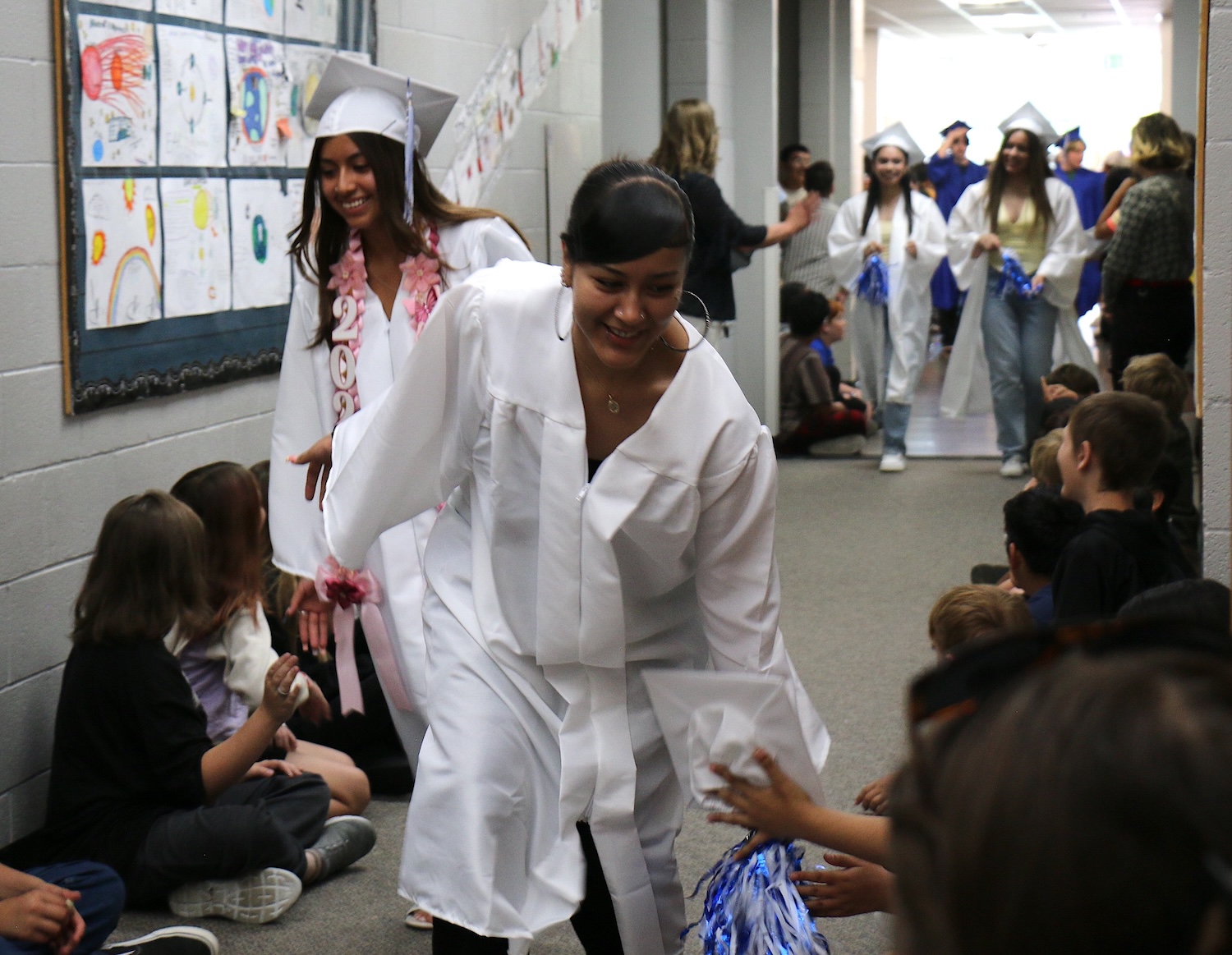Carson High seniors come full circle with return to elementary schools