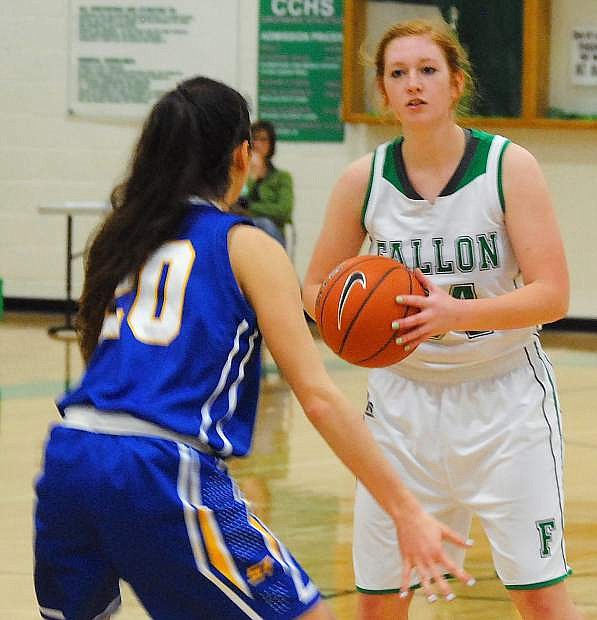 Lady Wave forward Madison Perazzo scans the court to pass during Fallon&#039;s 33-22 win over South Tahoe on Saturday at the Elmo Dericco Gym.