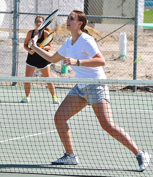 Fallon partners Haley Lindsay, right, and Kayla Bekiares return as the Lady Wave&#039;s top doubles team.