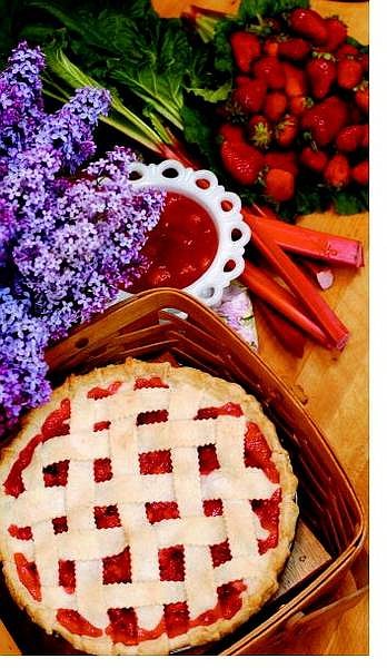 Rick Gunn/Nevada Appeal Strawberry-Rhubarb Pie made by Linda Marrone.