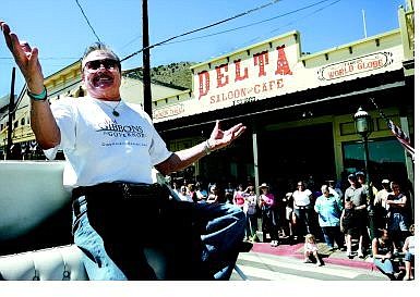 Chad Lundquist/Nevada Appeal Former star of the television sit-com &quot;Beverly Hillbillies,&quot; Max Baer Jr., waves to parade-goers during Monday&#039;s Labor Day Parade in Virginia City. Baer served as grand marshal.