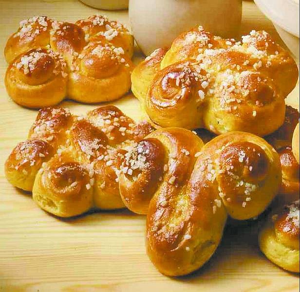 Pekka Haraste/Finnish Tourist Board This photo provided by the Finnish Tourist Board shows Pulla, the cardamom-flavored coffee bread that&#039;s a national favorite in Finland, often baked at Christmas. The bread may be shaped into buns or braided and baked as long loaves.