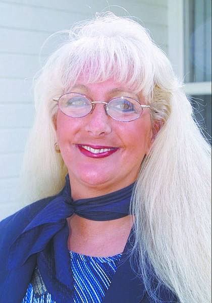 Former topless dancer Barbara Scott, a Democrat, has announced she will make her second bid for governor.