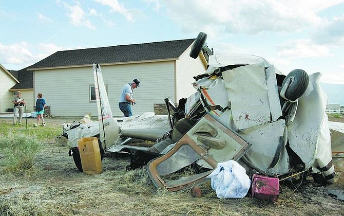 Chad Lundquist/Nevada AppealAn airplane crash left one man dead and caused minor damage to a Minden home on Sunday afternoon. The exact cause of the crash isn&#039;t known and is still under investigation by the Federal Aviation Administration