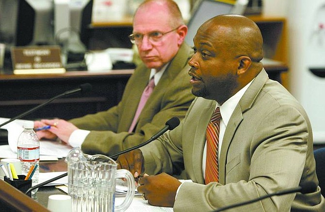 Cathleen Allison/Nevada Appeal Nevada Assemblymen Joe Hardy, R-Boulder City, left, and William Horne, D-Las Vegas, testify before the Senate Judiciary committee Tuesday, April 24, 2007, at the Legislature in Carson City, Nev. Lawmakers voted unanimously Tuesday for two compromise proposals that restrict government agencies&#039; use of eminent domain proceedings to acquire property.