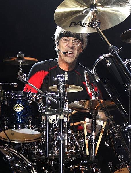 Drummer Stewart Copeland of The Police works his drums during their show in Vancouver, Monday, May 28, 2007 to start the band&#039;s worldwide tour.  (AP PHOTO/CP, Chuck Stoody)