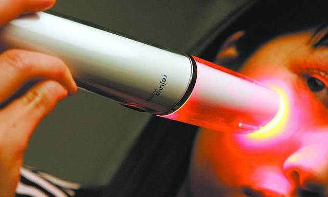 Ken Hively/Los Angeles Times Home laser treatments for conditions including hair regrowth, hair removal and acne are based on similar technology used by doctors.