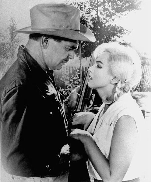 **FILE** Clark Gable and Marilyn Monroe, play a scene in &quot;The Misfits&quot; in this undated file photo.  It turned out to be the last movie for both in 1961. (AP Photo, file)