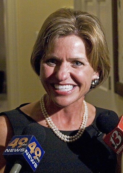 ** FILE ** In this Aug. 6, 2008, file photo, then Kansas Treasurer Lynn Jenkins talks with reporters in Topeka, Kan.  In the Republican party&#039;s weekly radio and Internet address, Rep. Lynn Jenkins chided Obama and Democrats in Congress for pushing through a $787 billion stimulus package and a $3 trillion federal budget for next year that she said will waste taxpayers&#039; dollars and burden future generations.  (AP Photo/Chuck France, File)