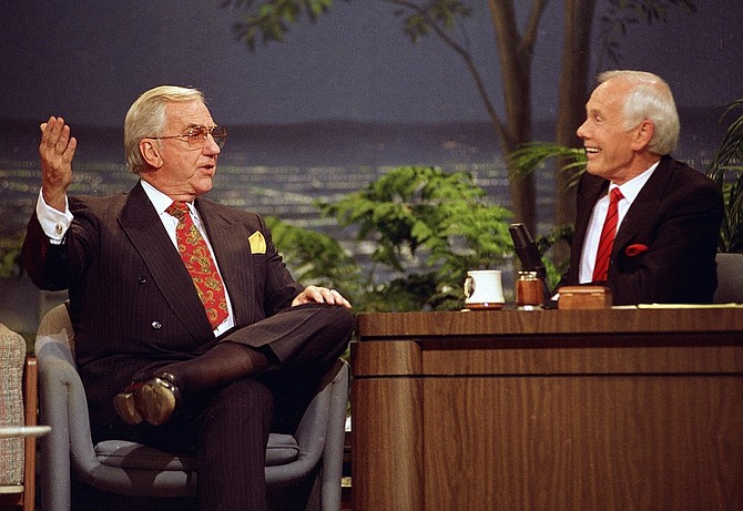 ** FILE ** In this May 22, 1992 file photo, talk show host Johnny Carson, right, is shown with the show&#039;s announcer Ed McMahon during the final taping of the &quot;Tonight Show&quot; in Burbank, Ca. McMahon died Tuesday, June 23, 2009, at Ronald Reagan UCLA Medical Center surrounded by his wife, Pam, and other family members, said his publicist, Howard Bragman. (AP Photo/Douglas C. Pizac, file)