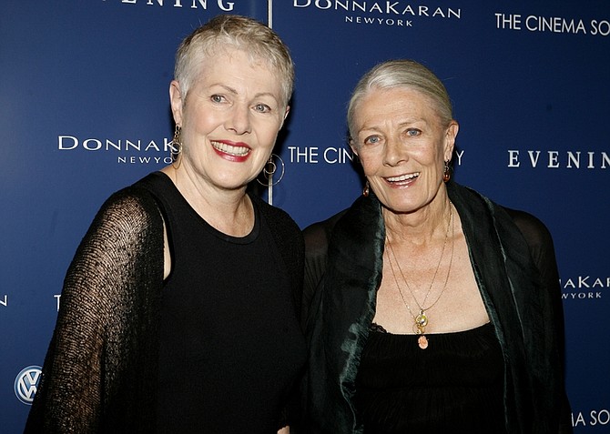 FILE - In this June 11, 2007 file photo, sisters and actresses Lynn Redgrave, left, and Vanessa Redgrave arrive at the premiere of &quot;Evening&quot; in New York. Redgrave, an introspective and independent player in her family&#039;s acting dynasty who became a 1960s sensation as the freethinking title character of &quot;Georgy Girl&quot; and later dramatized her troubled past in such one-woman stage performances, died Sunday, May 2, 2010. She was 67. (AP Photo/Jason DeCrow, file)
