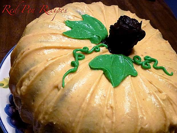 Trisha Leonard&#039;s pumpkin-spice cake just in time for Halloween.