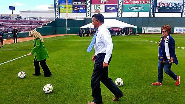 Reno Mayor Hillary Schieve and Gov. Brian Sandoval at the kick off ceremony announcing that Reno is the USL&#039;s 28th franchise team.
