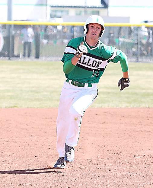The Wave&#039;s Cameron Beyer runs to third base.