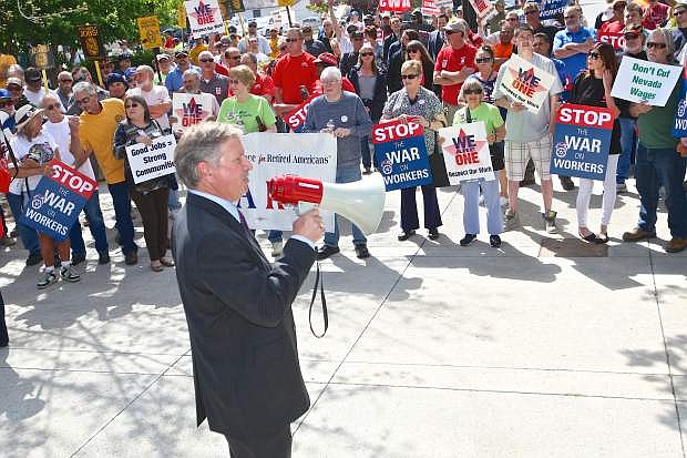 Building and contstruction trades lobbyist Todd Koch rallies the attendies at Thursday&#039;s &#039;Rally for the Middle Class&#039; in front of the Nevada Legislative Building.