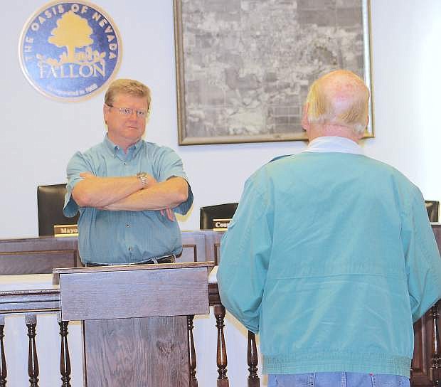 Congressman Mark Amodei listens to a veteran&#039;s concerns at a town hall meeting on Monday.