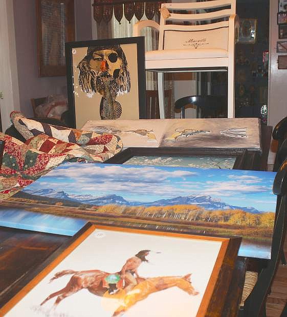The highlight of &quot;An Evening with the Arts&quot; is a silent auction featuring such items as paintings, photographs, books and dinners. The annual event sponsored by the Churchill Arts Council is Saturday.