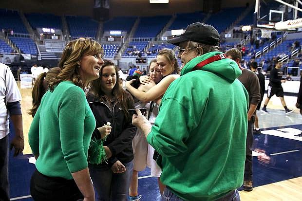 Steve Ranson and Anne Smith discuss her team&#039;s second state championship against Lowry last month at Lawlor Events Center.