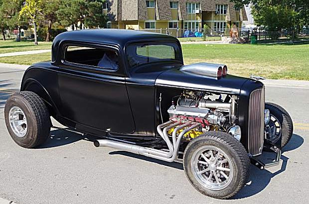 The Participants Pick, in effect the best of show, went to a 1932 Ford coupe, Street Rod, owned b Carson City&#039;s Henry and Pat Zepeta.