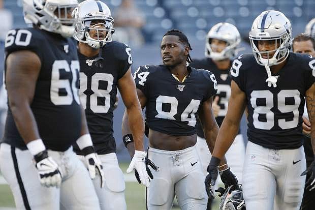 Oakland Raiders&#039; Antonio Brown is expected to play after a one-day banishment from the facility this week that raised the specter of a possible suspension. Brown is part of a new receiving corps that will join a revamped offensive line and a first-round running back in Josh Jacobs that could provide quarterback Derek Carr with his best supporting cast in six seasons in the NFL.