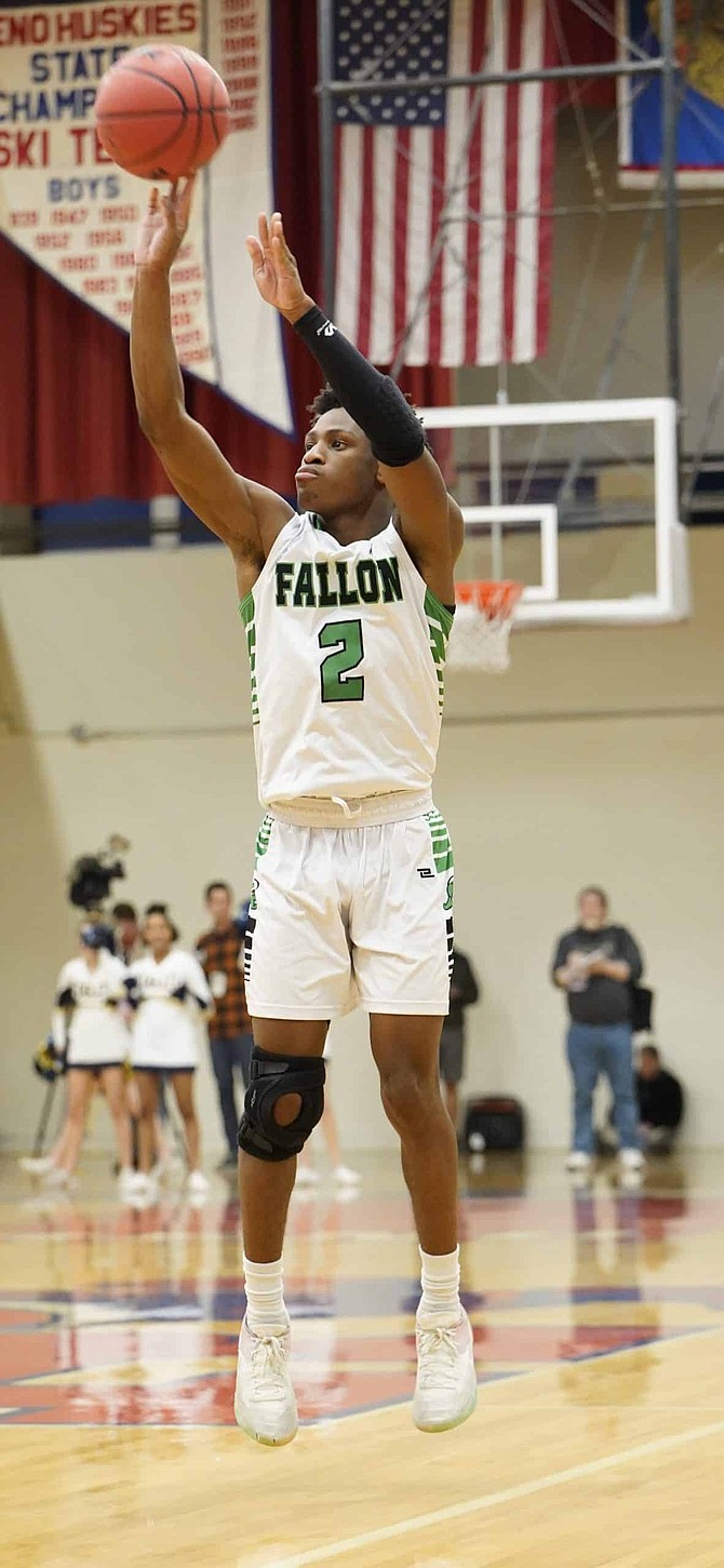 Elijah Jackson&#039;s clutch shooting helps Fallon to a state title.