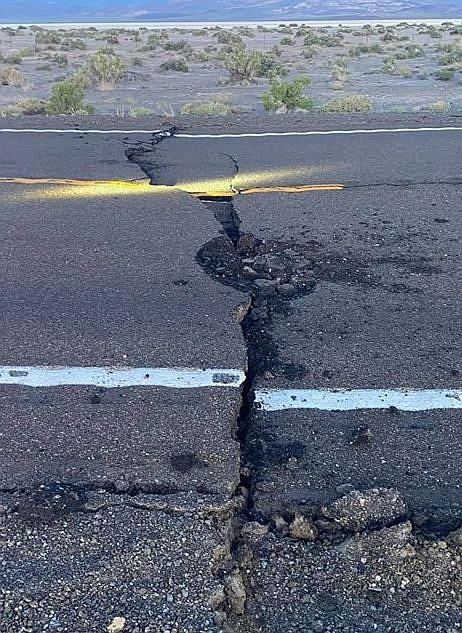 Cracks on U.S. 95 at mile marker 89 in Esmeralda County. Traffic may be re-routed. Expect delays.
