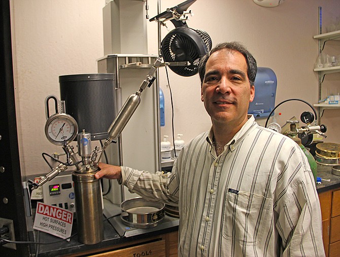 UNR College of Engineering Associate Professor Chuck Coronella is the lead researcher on the multi-disciplinary project seeking to develop a new technology to recover nutrients from manure and simultaneously recover and use energy to generate heat and power.
